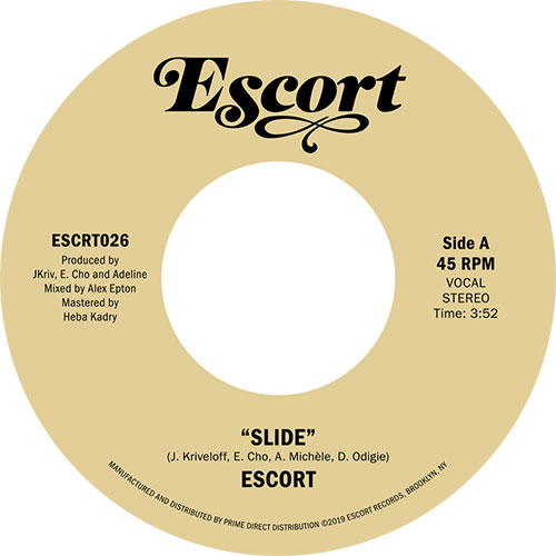 Escort/SLIDE 7"