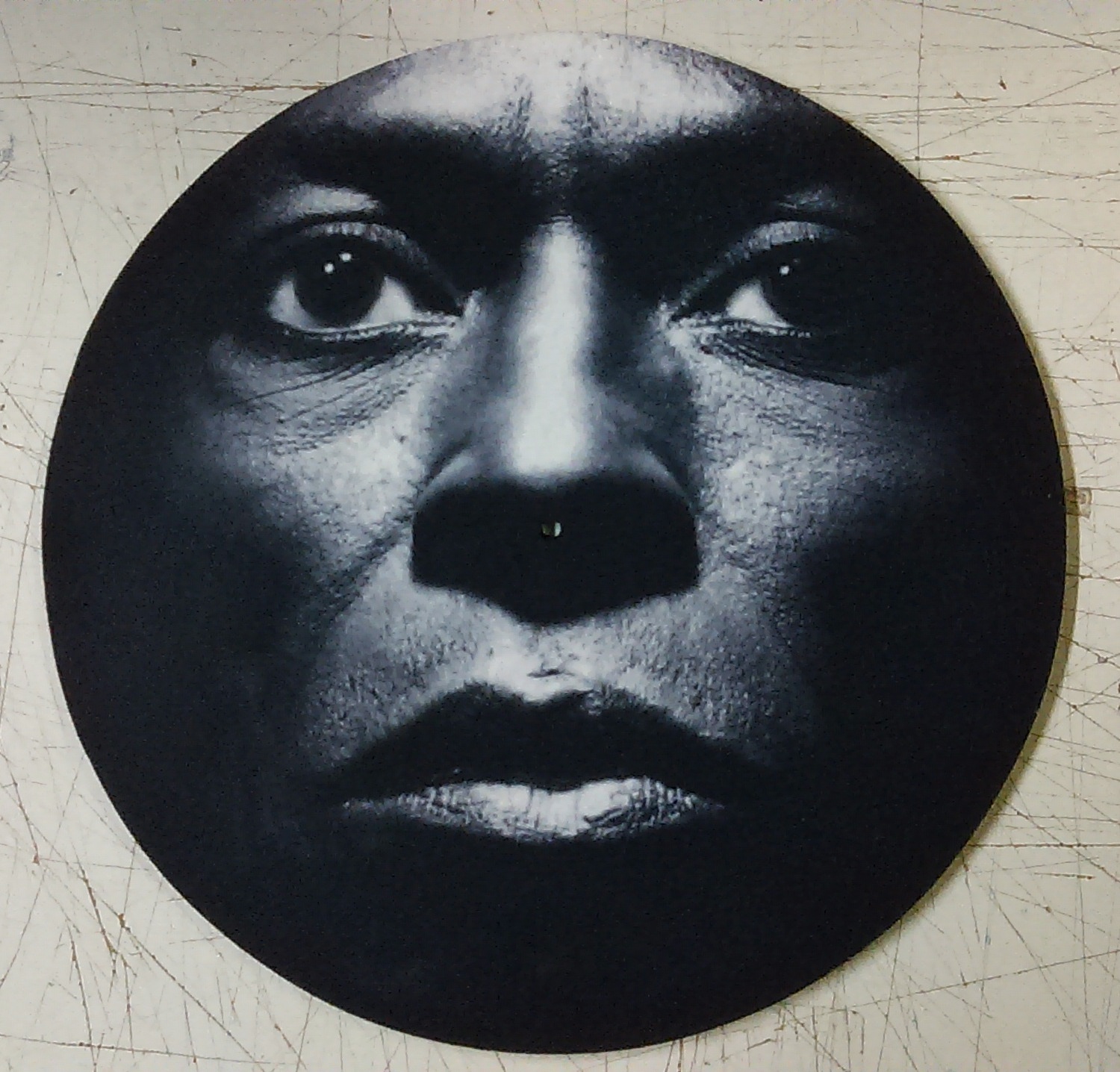 Miles Davis/FACE CLOSEUP SLIPMAT