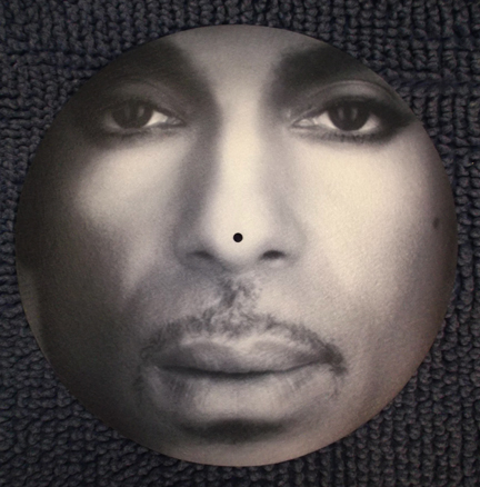 Prince/CLOSEUP PORTRAIT SLIPMAT