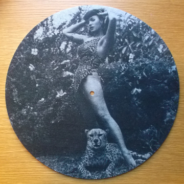 Bettie Page/JUNGLE SLIPMAT