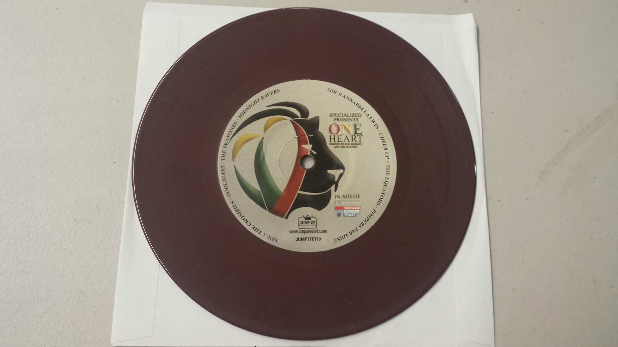 Marley Tribute/ONE HEART (2-TONE) 7"